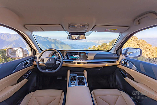 满足用户多元化需求 长安览拓者树立时尚皮卡新标杆