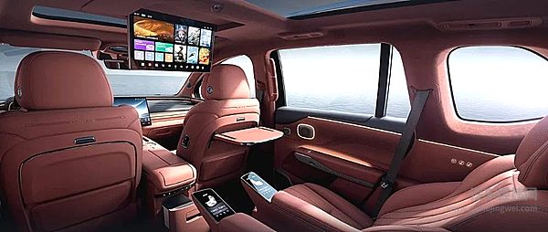 30万级增程SUV对决！昊铂HL能否挑战理想L8？