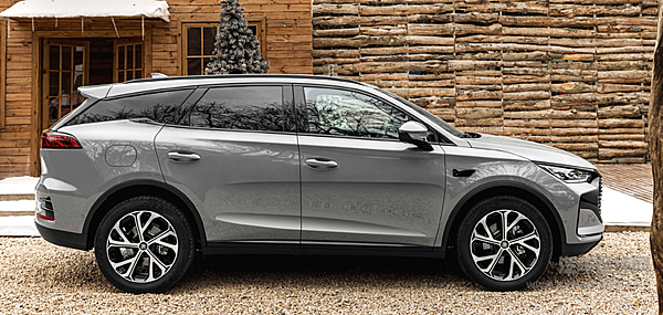 20万元内中型SUV对决 捷途山海L9与比亚迪唐选哪个？