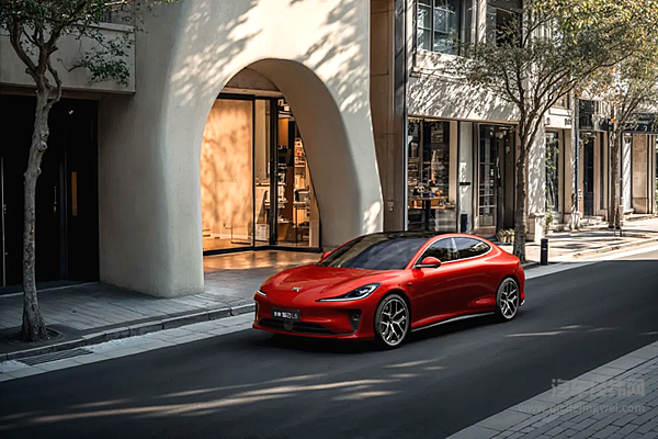 20万级轿车如何挑战百万级体验？智己L6用三大黑科技给出答案