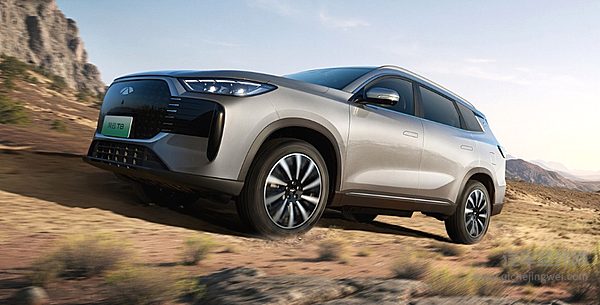 10万元出头可入手 风云T8和星舰7 EM-i谁更吸引人？