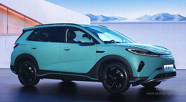 主流车企的智驾之争 “卷”到最后都一样？