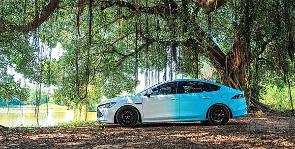 瞄准百万级市场 比亚迪的“仰望”能否成功？