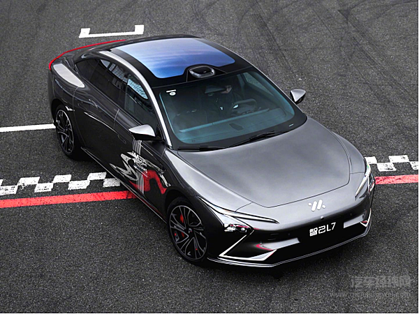 智己能否成为上汽的“知己”?