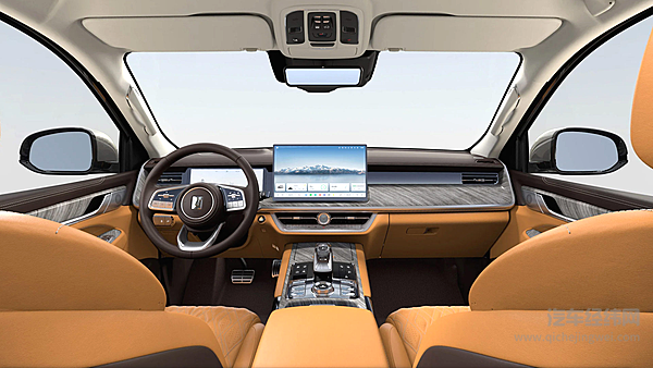 售价定位都相近 坦克500Hi4-Z和方程豹豹8谁更硬核？