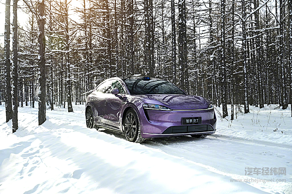 比亚迪开启“全民智驾”时代 能否挑战华为的地位？