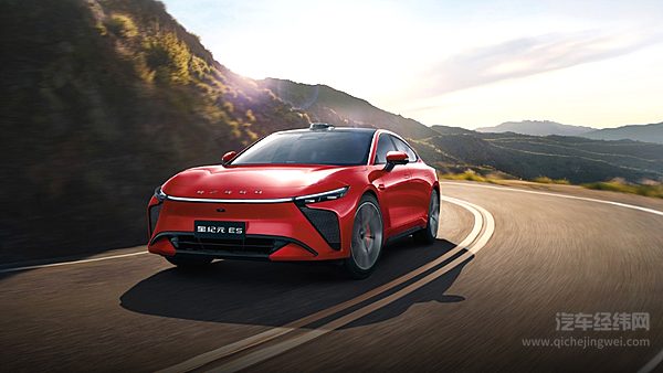 最大续航1649km 星纪元ES增程版比智界S7更划算？