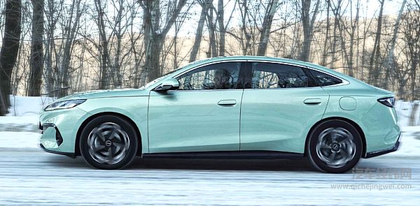 限时7.98万元起 吉利银河L6 EM-在家用领域挑战海豹06？