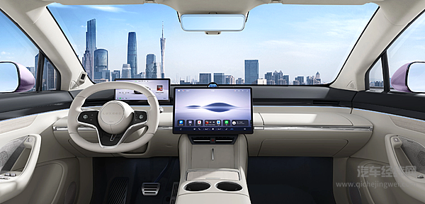 师出同门华为系 新问界M7和智界R7谁更受用户青睐？