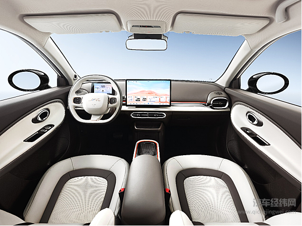 2025款江淮钇为3破局A0级纯电市场天花板 以四维超质感重塑价值标杆