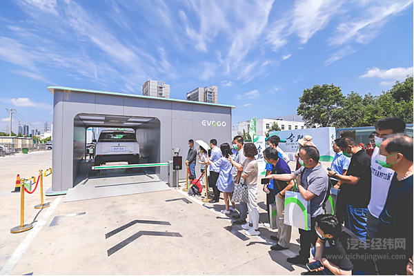 超充 Vs 换电 补能要看哪家强？