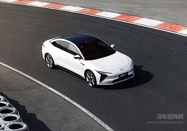 不同品牌相似的定位 上汽飞凡与智己如何避免左右互搏？