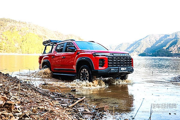 “老钱风”的越野硬派皮卡 上汽大通星际H给你答案