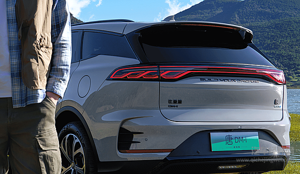 20万元内中型SUV对决 捷途山海L9与比亚迪唐选哪个？