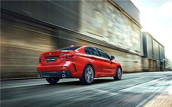 20万开新宝马 跟着王嘉尔的节奏嗨起来！