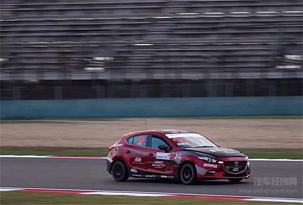 长安马自达年销突破18万辆 “理工男”也可以多属性加持