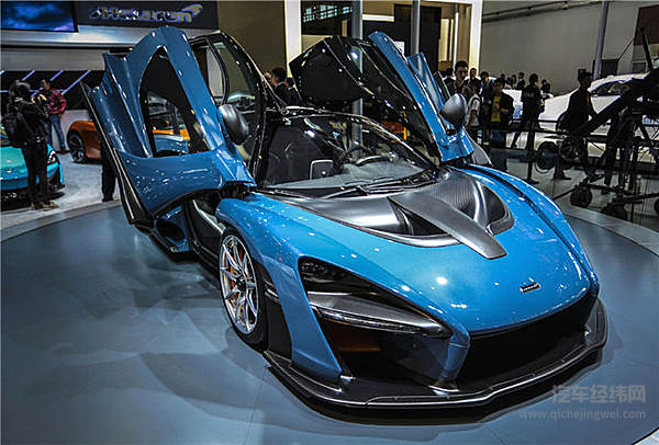 金龙傍身！不是黑涩会！闲人回避！生人勿近！