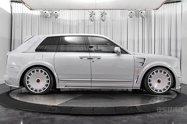 劳斯莱斯库里南MANSORY定制版