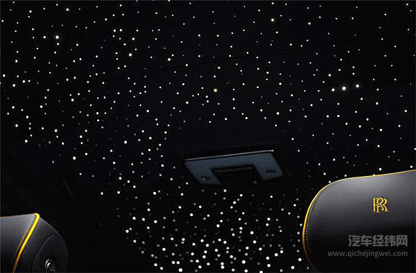 “黑化版”劳斯莱斯库里南 奢华家族再添新丁