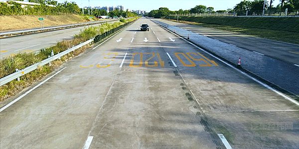 红旗H9无惧极端地形，勇往直前