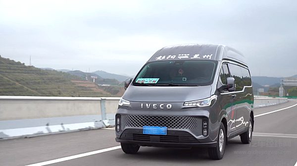 前瞻者稳 求变者生：依维柯聚星如何助力彭阳客运转型