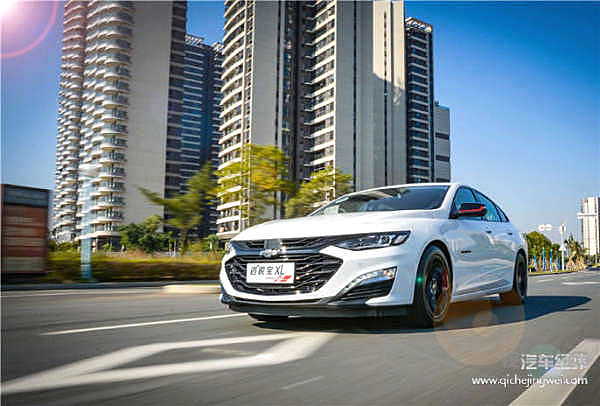 迈锐宝XL平安夜上市 红帽子白胡子老人：来了老弟！