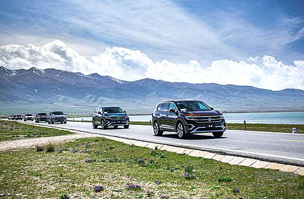 一汽-大众首款大型SUV揽境古都西安震撼上市 售价29.99-39.99万