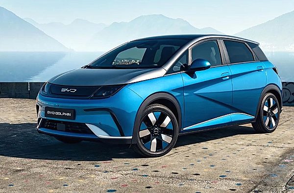 比亚迪海豚荣膺AUTOBEST“2024年欧洲最值得购买汽车”大奖