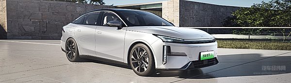 热门插混家轿面对面 风云A8对比银河L6如何选？