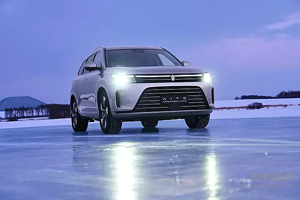 跌出万辆俱乐部，AITO问界11月销量环比下跌超30%，问题出在哪里？