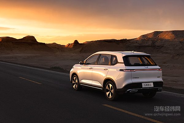 销量大幅下滑 五菱的神车光环能否再现？