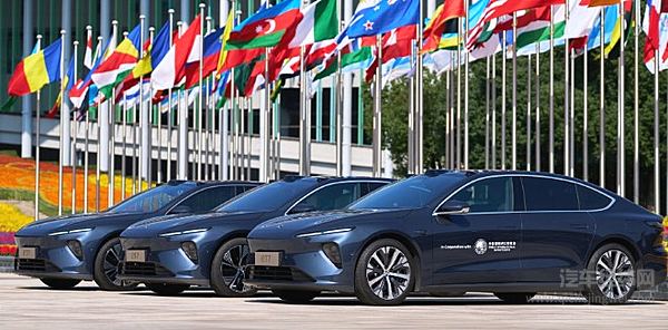 “7”系对决 40多万预算 选智己L7还是蔚来ET7？