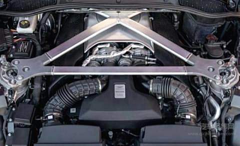 自带跑车基因 阿斯顿·马丁迎来首款SUV DBX