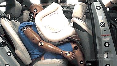 全新梅赛德斯-奔驰S级轿车全球首发 再度定义旗舰豪华的全新标准