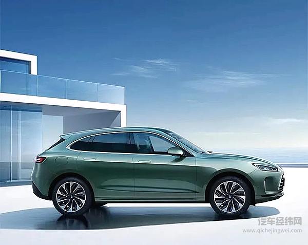 华为核心技术加持 AITO问界M5正式亮相