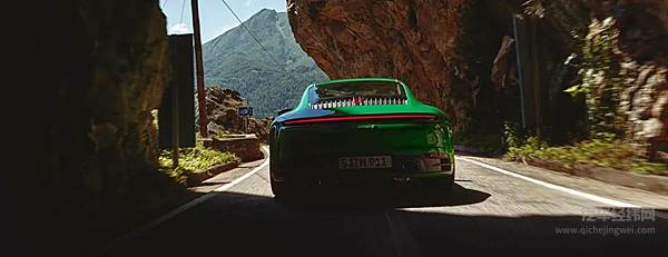 减重后跑进4秒 保时捷911 Carrera T代表的轻量化跑车前途如何？