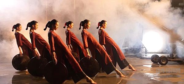 比亚迪携手中华舞剧《咏春》 弘扬中国自信