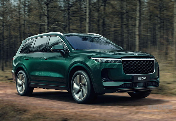 销量不断上升股价跌掉一半 理想汽车如何走出“怪圈”？