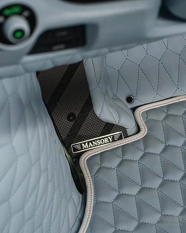 法拉利F8SpiderMANSORY高定版