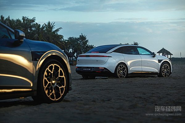 金砖电池也走磷酸铁锂路线与刀片电池相比如何？