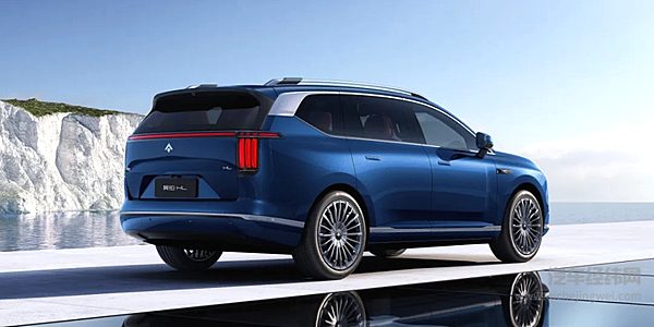 昊铂HL重塑新时代智能座舱