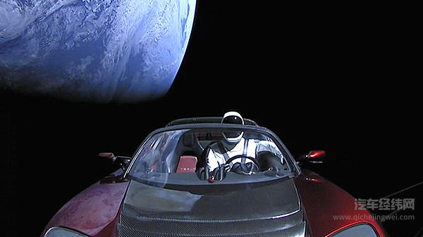 特斯拉Roadster上演太空漫步 理科生马斯克的终极浪漫