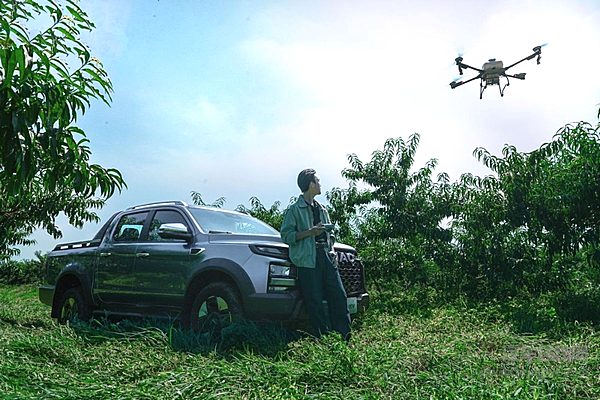 混动皮卡新选择！江淮悍途PHEV助力事业生活双丰收