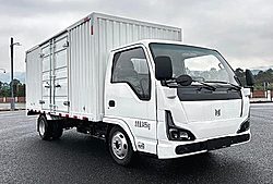 慶鈴五十鈴EV100 110kw 4X2 4.25米 廂式純電動微卡載貨車 (QL5030XXYBEVLWFA)77.28kwh