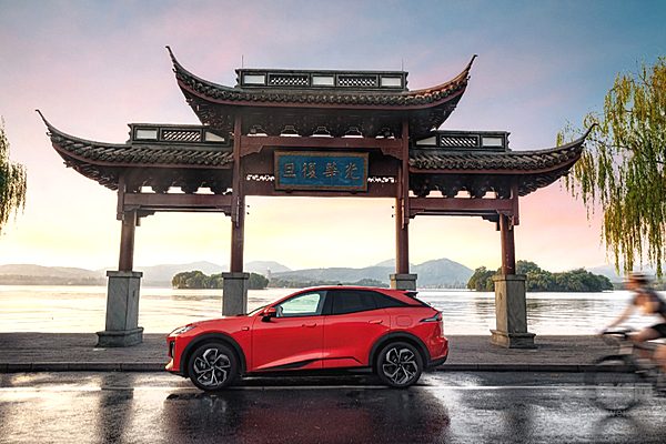 15万元预算购买新能源SUV 深蓝S07能否挑战宋PLUS DM-i？