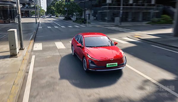 开年出行数据彰显硬核实力 购五菱星光限时享车险补贴！