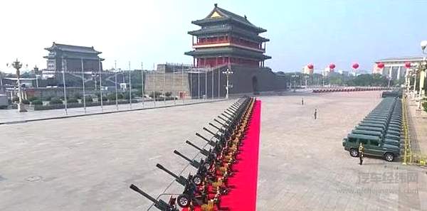 台前幕后忙不停 北汽集团2593辆车在阅兵式上有何作用？