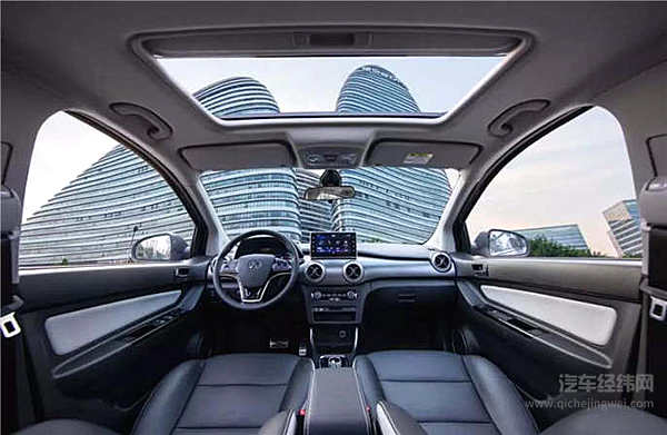 不怕“火”的新能源 北汽EC5续航400公里9.99万起售！