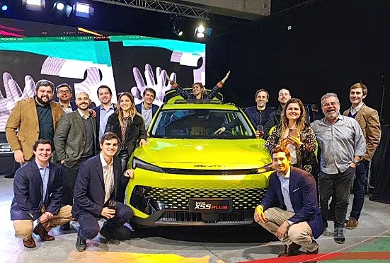 北京汽车产品将为2023年金砖国家峰会保驾护航  服务用车交车仪式在南非举行