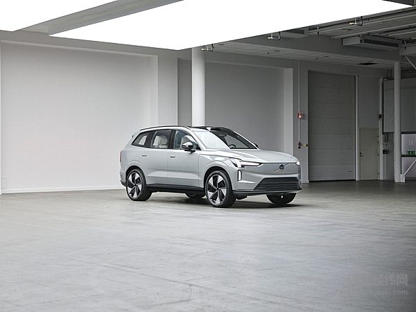 2025年中大型SUV盘点：国产车是主力 清一色的新能源